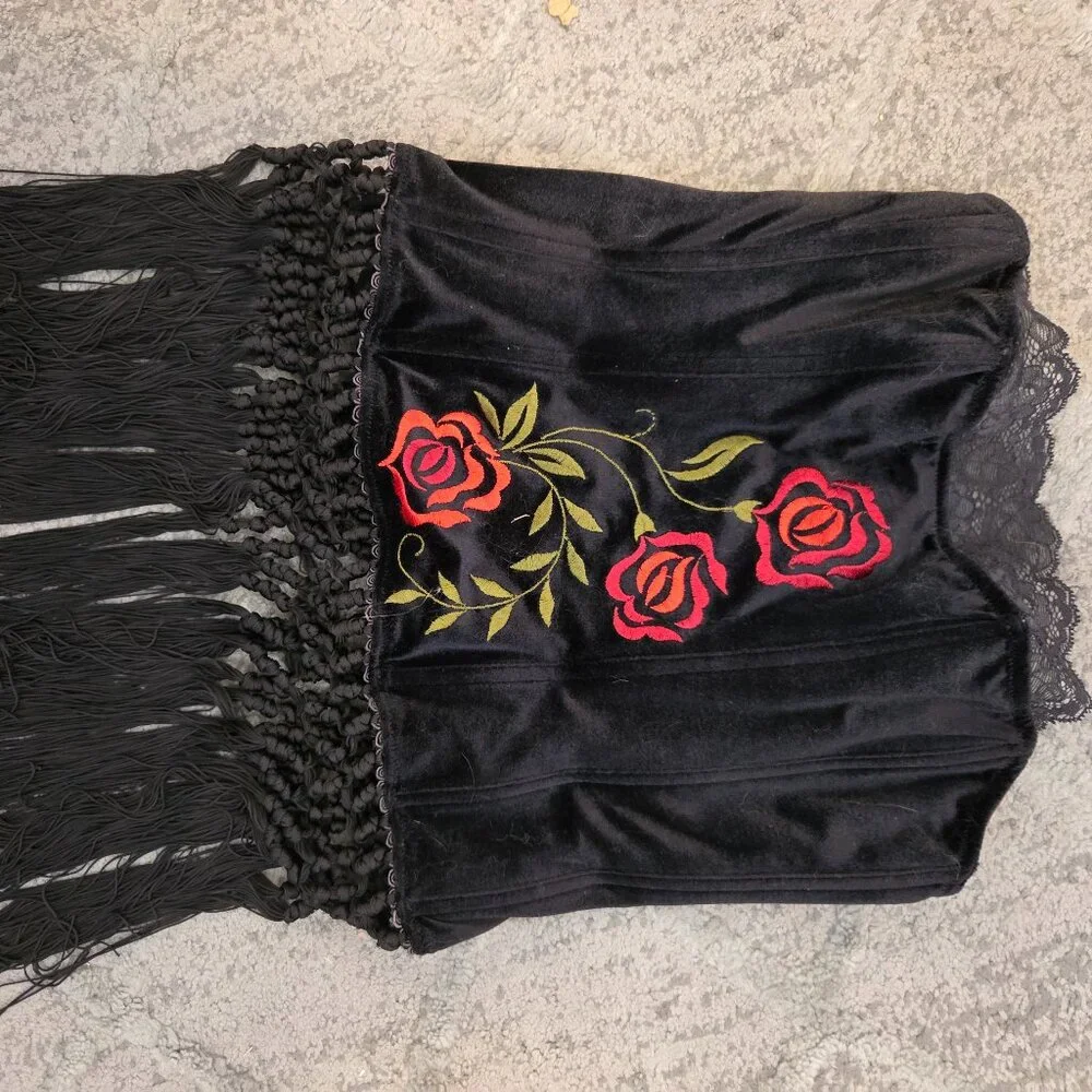 Vintage Victoria'Secret Black Velvet corset with rose embroidery & tassel fringe - Picture 3 of 8